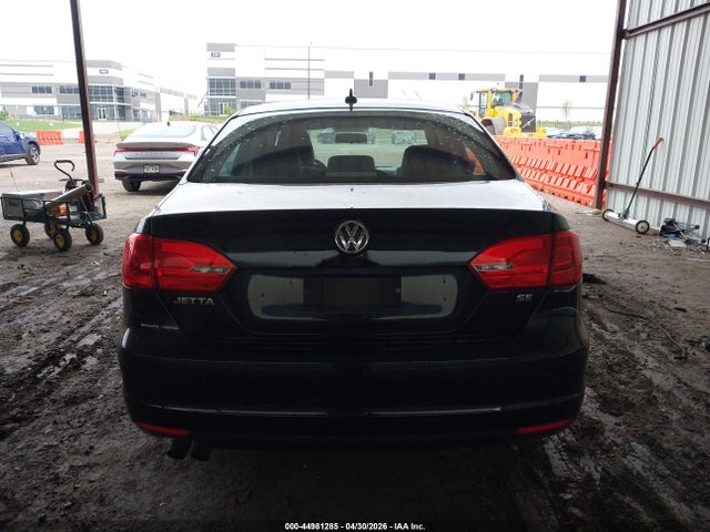 2014 Volkswagen Jetta 1.8t Se მანქანა იყიდება აუქციონზე, vin: 3VWD17AJ5EM363748, აუქციონის ნომერი: 44981285