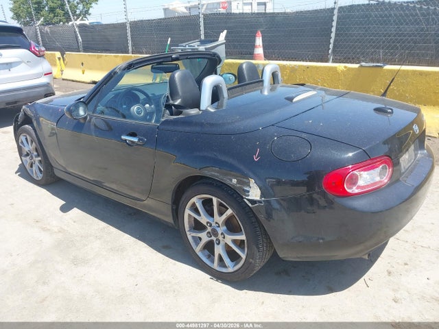 44981297 :رقم المزاد ، JM1NC2PF6F0242545 vin ، 2015 Mazda Mx-5 Miata Grand Touring مزاد بيع