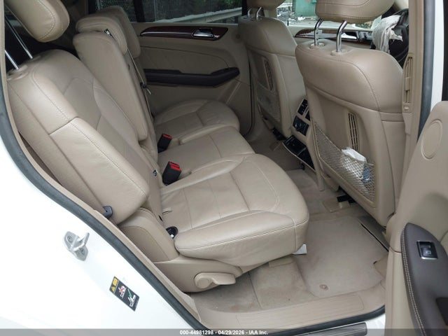 44981298 :رقم المزاد ، 4JGDF6EE6FA498999 vin ، 2015 Mercedes-benz Gl 450 4matic مزاد بيع