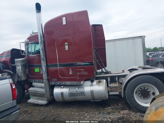 44981315 :رقم المزاد ، 1XP5DU9X52N577273 vin ، 2002 Peterbilt 379 مزاد بيع