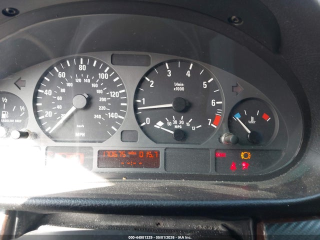 44981329 :رقم المزاد ، WBAEV33405KL63978 vin ، 2005 Bmw 325i مزاد بيع