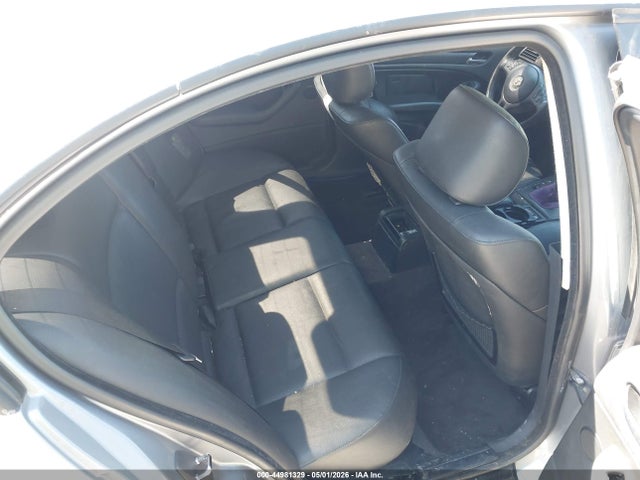 44981329 :رقم المزاد ، WBAEV33405KL63978 vin ، 2005 Bmw 325i مزاد بيع
