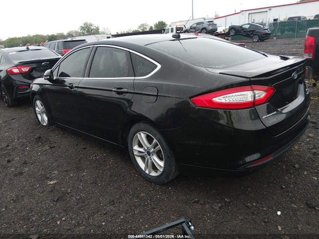 44981342 :رقم المزاد ، 1FA6P0HD8F5116836 vin ، 2015 Ford Fusion Se مزاد بيع