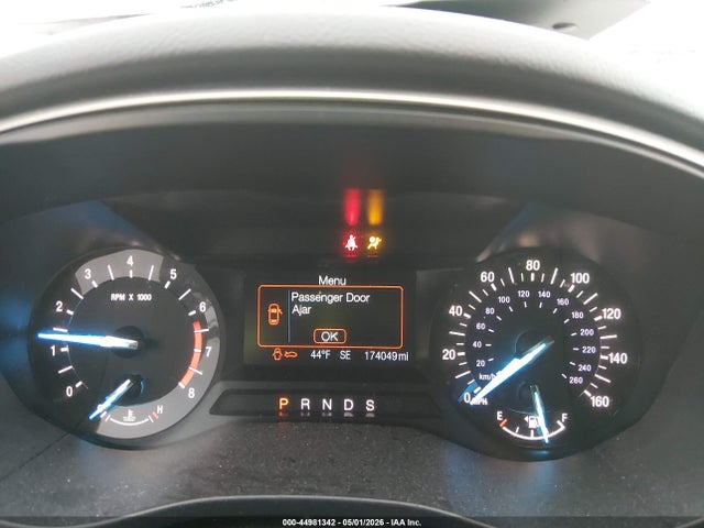 44981342 :رقم المزاد ، 1FA6P0HD8F5116836 vin ، 2015 Ford Fusion Se مزاد بيع