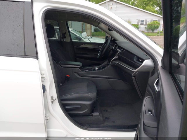 2023 Jeep Grand Cherokee Laredo X 4x4 მანქანა იყიდება აუქციონზე, vin: 1C4RJHAG8PC668720, აუქციონის ნომერი: 44981349