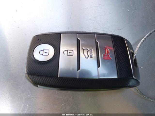 KNDCB3LC9J5177231 KIA NIRO LX