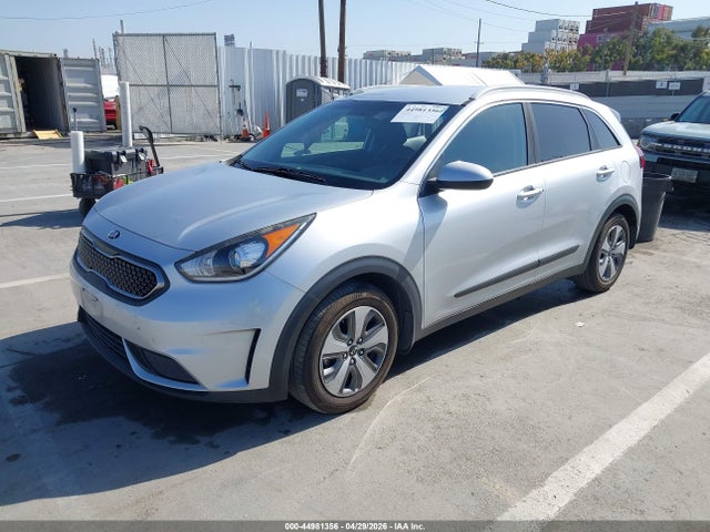 KNDCB3LC9J5177231 KIA NIRO LX