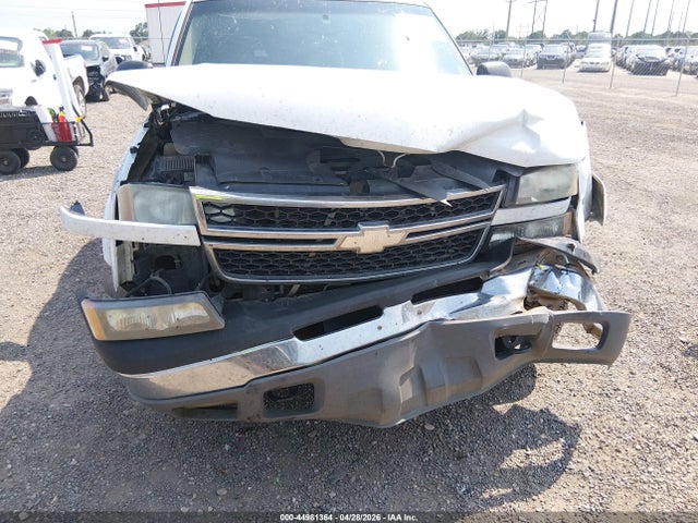 Auction sale of the 2004 Chevrolet Silverado 1500 Z71, vin: 2GCEK13TX41319301, lot number: 44981364