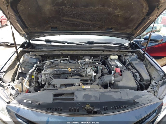 4T1B11HK8JU525833 Toyota CAMRY SE
