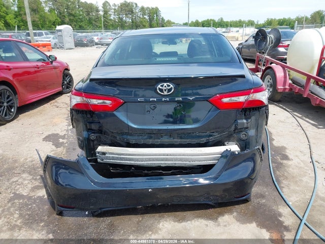 4T1B11HK8JU525833 Toyota CAMRY SE