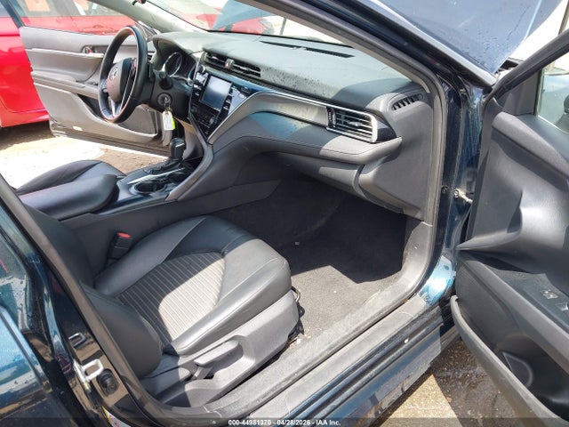 4T1B11HK8JU525833 Toyota CAMRY SE