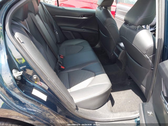 4T1B11HK8JU525833 Toyota CAMRY SE
