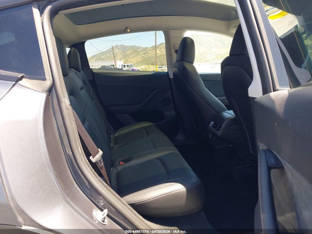 Продаж на аукціоні авто 2023 Tesla Model Y, vin: 7SAYGDEE1PF891361, номер лоту: 44981374