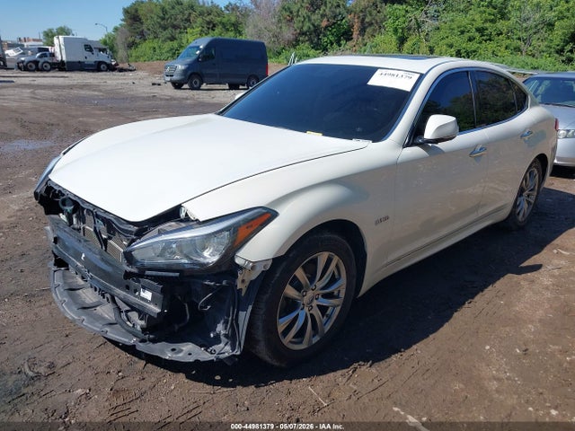 44981379 :رقم المزاد ، JN1EY1AP7GM470015 vin ، 2016 Infiniti Q70h مزاد بيع