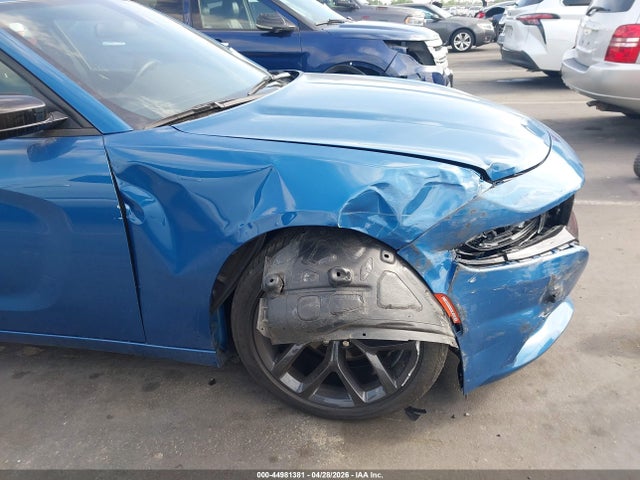 Auction sale of the 2022 Dodge Charger Sxt Rwd, vin: 2C3CDXBG7NH240108, lot number: 44981381