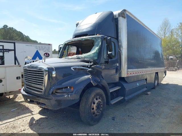 44981386 :رقم المزاد ، 1FVAHFFT0PHNW2305 vin ، 2023 Freightliner M2 112 مزاد بيع