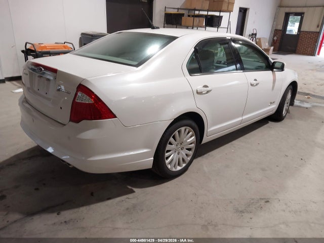 2011 Ford Fusion Hybrid მანქანა იყიდება აუქციონზე, vin: 3FADP0L32BR283982, აუქციონის ნომერი: 44981429