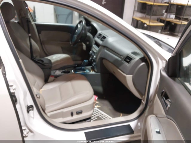 2011 Ford Fusion Hybrid მანქანა იყიდება აუქციონზე, vin: 3FADP0L32BR283982, აუქციონის ნომერი: 44981429