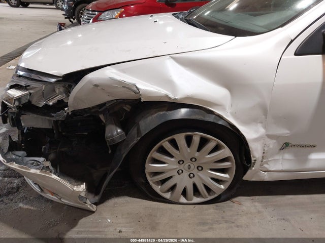 2011 Ford Fusion Hybrid მანქანა იყიდება აუქციონზე, vin: 3FADP0L32BR283982, აუქციონის ნომერი: 44981429
