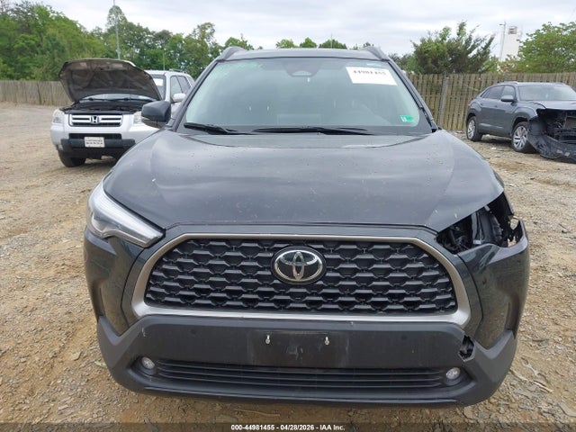 2024 Toyota Corolla Cross Xle მანქანა იყიდება აუქციონზე, vin: 7MUDAABG5RV088736, აუქციონის ნომერი: 44981455
