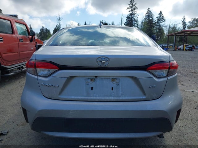 5YFEPMAE6NP365766 Toyota COROLLA LE