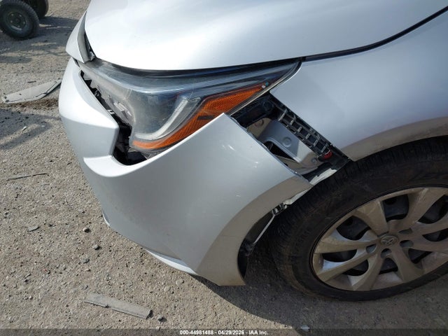 5YFEPMAE6NP365766 Toyota COROLLA LE