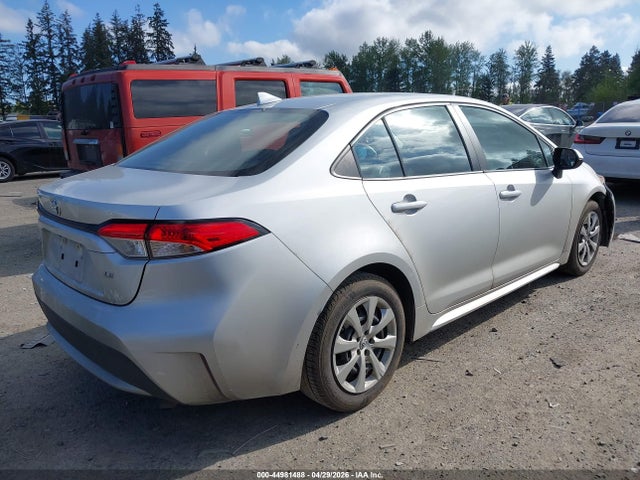 5YFEPMAE6NP365766 Toyota COROLLA LE