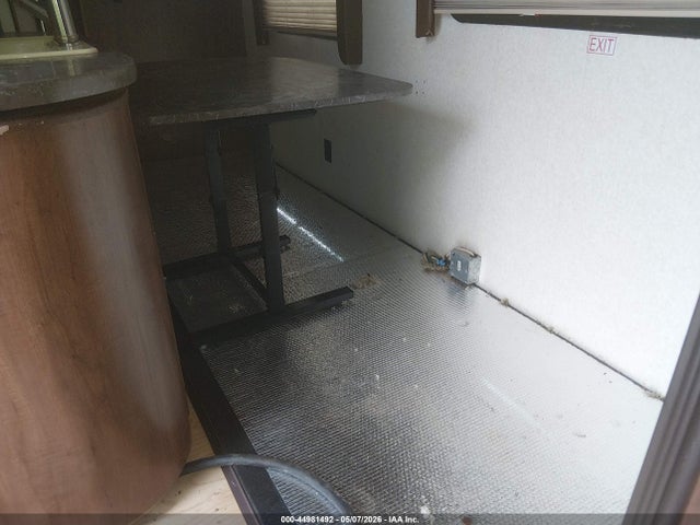 Продажа на аукционе авто 2017 Jayco 28ft, vin: 1UJBJ0BPXH1TU0116, номер лота: 44981492