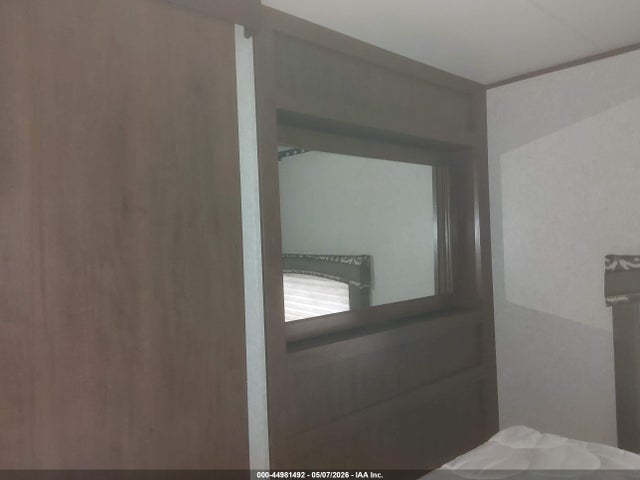 Продажа на аукционе авто 2017 Jayco 28ft, vin: 1UJBJ0BPXH1TU0116, номер лота: 44981492