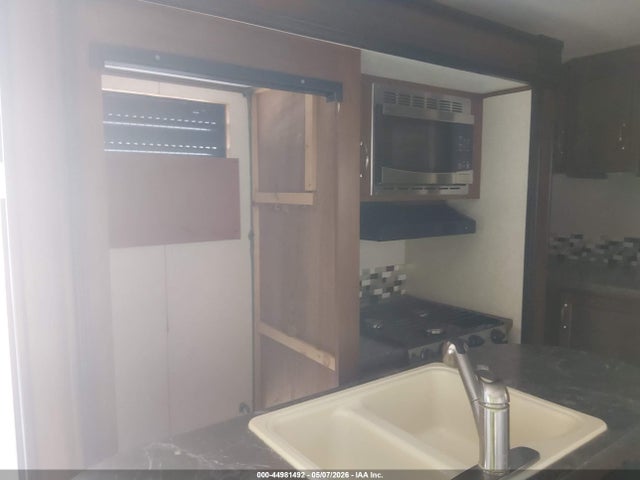 Продажа на аукционе авто 2017 Jayco 28ft, vin: 1UJBJ0BPXH1TU0116, номер лота: 44981492