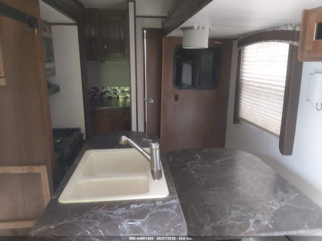 Продажа на аукционе авто 2017 Jayco 28ft, vin: 1UJBJ0BPXH1TU0116, номер лота: 44981492