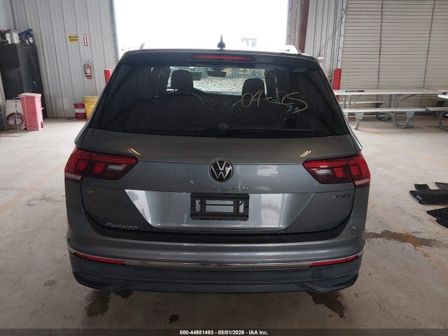 44981493 :رقم المزاد ، 3VV2B7AX7NM020064 vin ، 2022 Volkswagen Tiguan 2.0t Se مزاد بيع