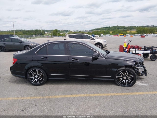 Aukcja sprzedaży 2014 Mercedes-benz C 250 Sport, vin: WDDGF4HB0ER317764, numer aukcji: 44981522