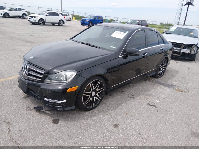 Aukcja sprzedaży 2014 Mercedes-benz C 250 Sport, vin: WDDGF4HB0ER317764, numer aukcji: 44981522