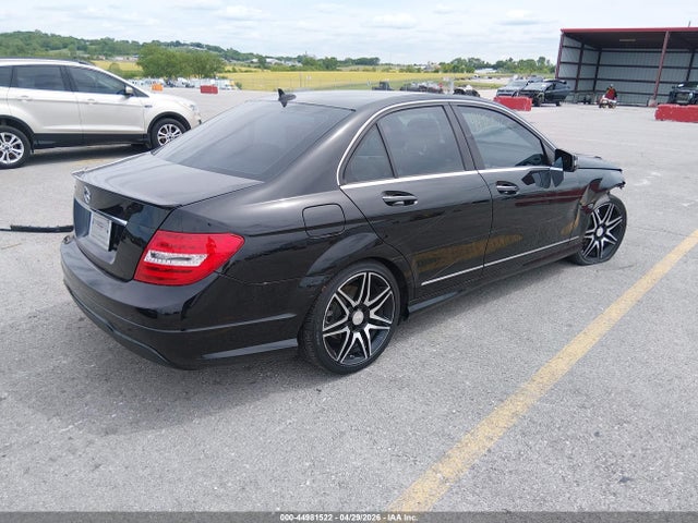 Aukcja sprzedaży 2014 Mercedes-benz C 250 Sport, vin: WDDGF4HB0ER317764, numer aukcji: 44981522
