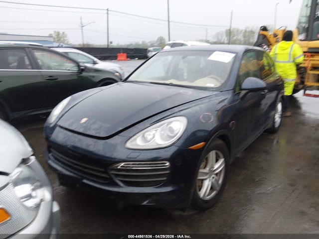 44981536 :رقم المزاد ، WP1AB2A28CLA45313 vin ، 2012 Porsche Cayenne S مزاد بيع