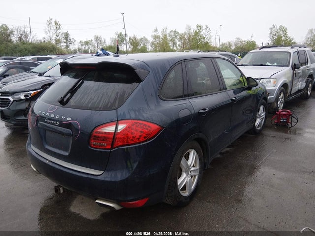 44981536 :رقم المزاد ، WP1AB2A28CLA45313 vin ، 2012 Porsche Cayenne S مزاد بيع