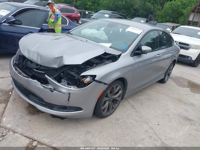 Aukcja sprzedaży 2015 Chrysler 200 S, vin: 1C3CCCBG6FN500678, numer aukcji: 44981537
