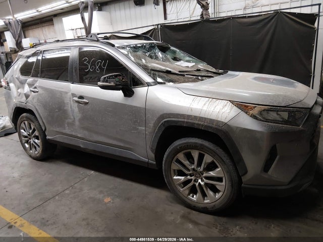 2021 Toyota Rav4 Limited მანქანა იყიდება აუქციონზე, vin: 2T3Y1RFV9MC143684, აუქციონის ნომერი: 44981539