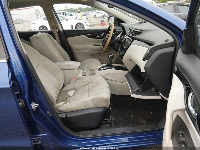 44981548 :رقم المزاد ، JN1BJ1BV2MW302223 vin ، 2021 Nissan Rogue Sport Sv Fwd Xtronic Cvt مزاد بيع