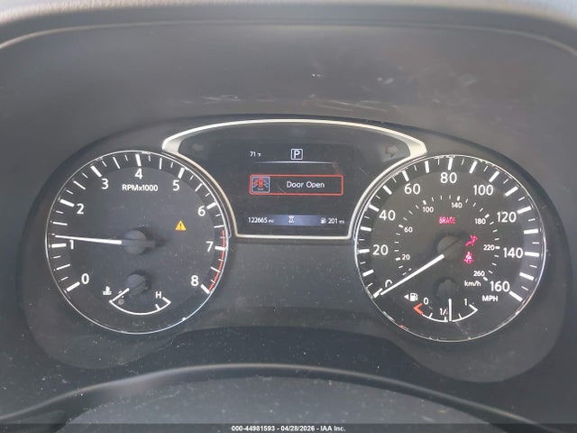 5N1DR2MN8KC647607 Nissan Pathfinder S