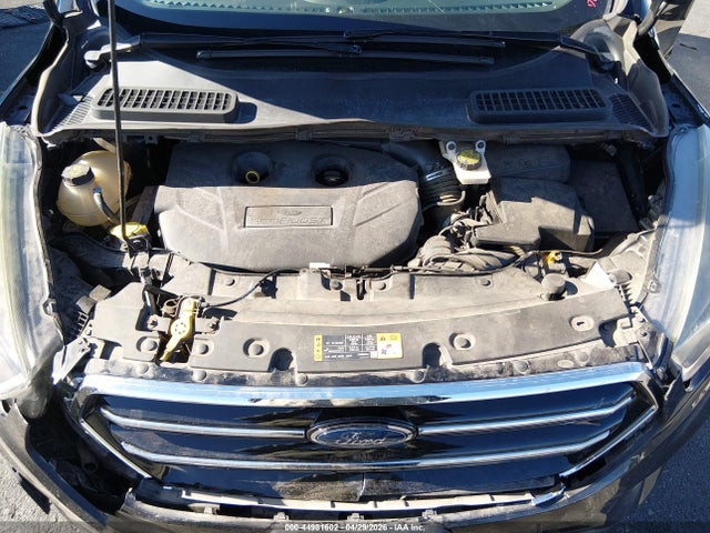 1FMCU0G90HUE73967 Ford ESCAPE SE