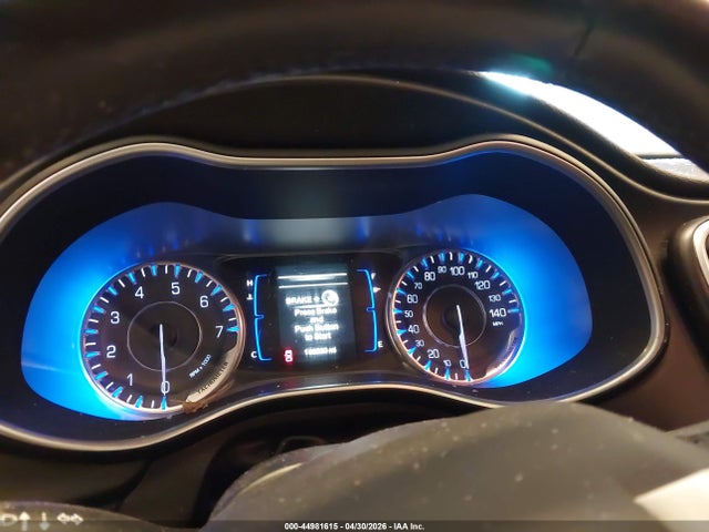 Продаж на аукціоні авто 2015 Chrysler 200 Limited, vin: 1C3CCCABXFN726700, номер лоту: 44981615