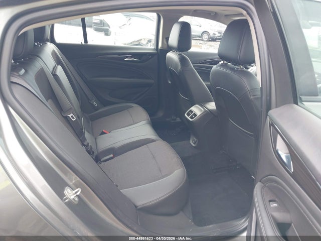 2018 Buick Regal Sportback Preferred Ii მანქანა იყიდება აუქციონზე, vin: W04GM6SX4J1083714, აუქციონის ნომერი: 44981623