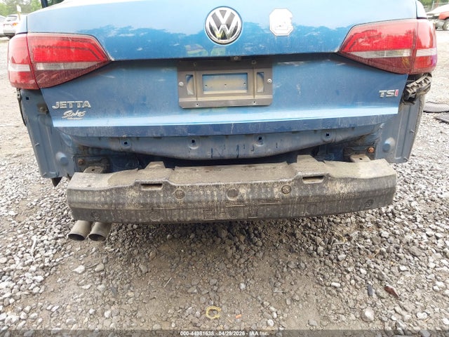 2017 Volkswagen Jetta 1.4t S მანქანა იყიდება აუქციონზე, vin: 3VW2B7AJ4HM404959, აუქციონის ნომერი: 44981638