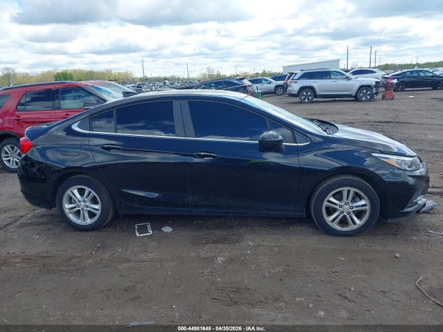 44981648 :رقم المزاد ، 1G1BE5SM9J7112031 vin ، 2018 Chevrolet Cruze Lt Auto مزاد بيع