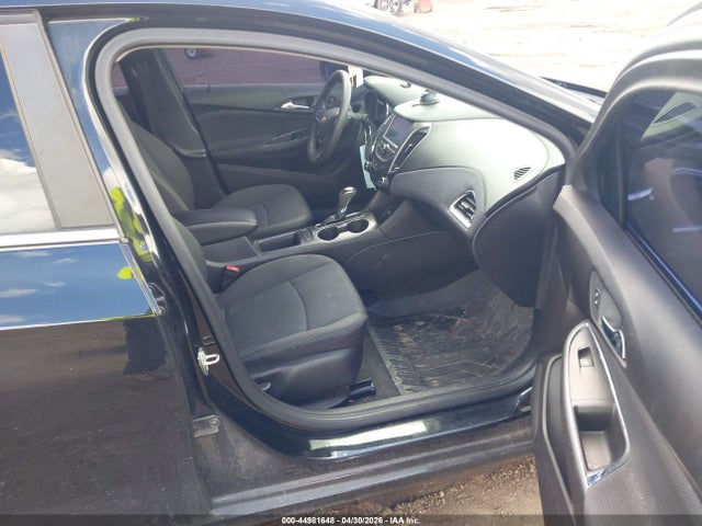 44981648 :رقم المزاد ، 1G1BE5SM9J7112031 vin ، 2018 Chevrolet Cruze Lt Auto مزاد بيع