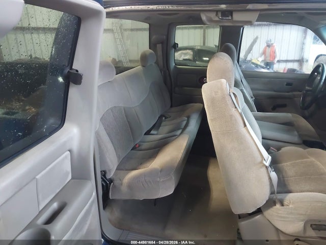 Продажа на аукционе авто 2000 Chevrolet Silverado 1500 Ls, vin: 2GCEC19T9Y1284468, номер лота: 44981684