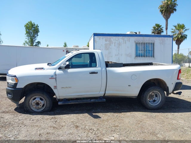 3C63RRALXNG276535 RAM 3500 Tradesman 4x4 8&#039; Box