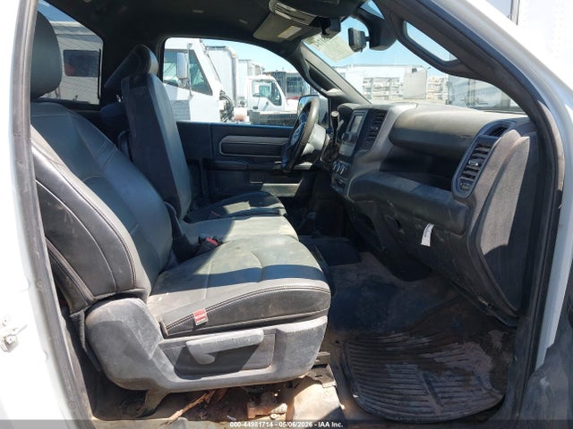 3C63RRALXNG276535 RAM 3500 Tradesman 4x4 8&#039; Box